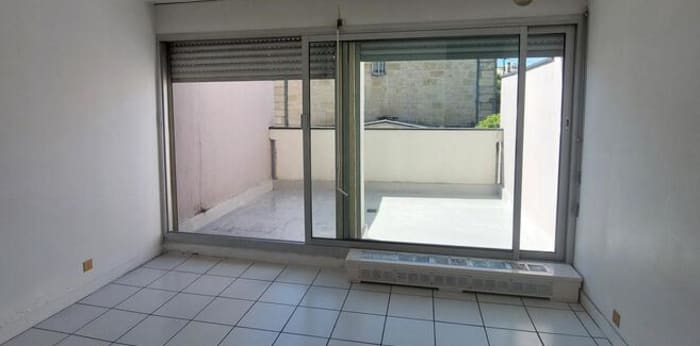 Image 3 sur 5 - Appartement  ·  Location · Bordeaux (33800) · 1 pièce · 23m²