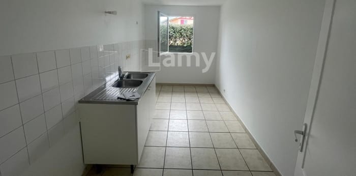 Image 3 sur 6 - Appartement  ·  Location · Tartas (40400) · 2 pièces · 47m²