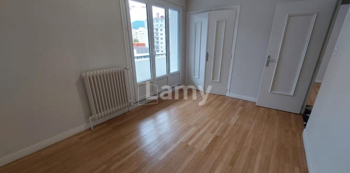Image 9 sur 11 - Appartement  ·  Location · Grenoble (38100) · 4 pièces · 111m²