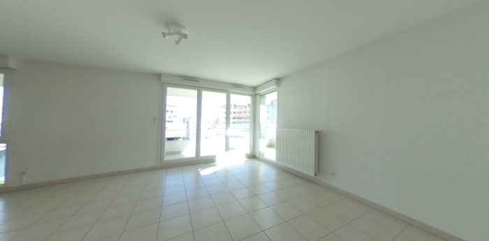 Image 5 sur 10 - Appartement  ·  Location · Grenoble (38000) · 4 pièces · 81m²