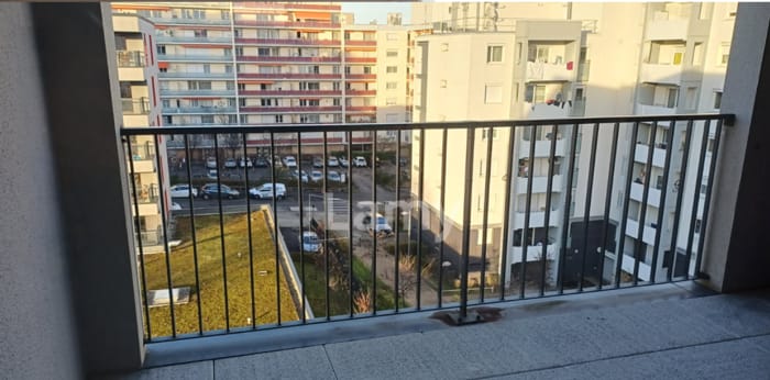 Image 8 sur 8 - Appartement  ·  Location · Clermont Ferrand (63100) · 2 pièces · 55m²