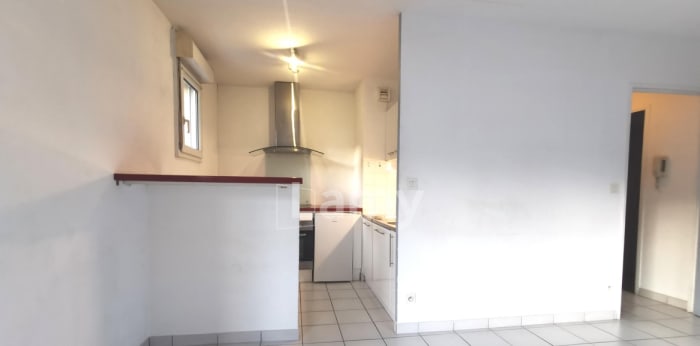 Image 2 sur 13 - Appartement  ·  Location · Toulouse (31500) · 2 pièces · 52m²