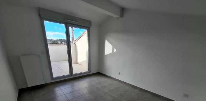Image 8 sur 13 - Appartement  ·  Location · Marseille (13011) · 3 pièces · 65m²