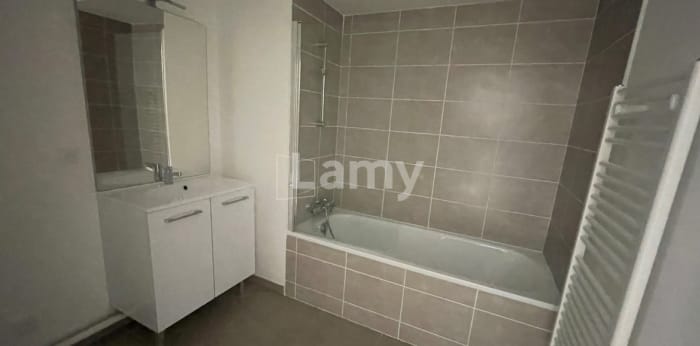 Image 5 sur 6 - Appartement  ·  Location · Amiens (80000) · 3 pièces