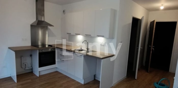 Image 2 sur 7 - Appartement  ·  Location · Marquette Lez Lille (59520) · 1 pièce · 35m²