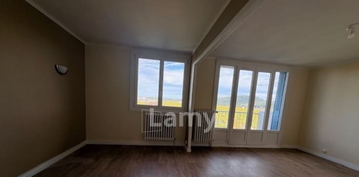 Image 10 sur 12 - Appartement  ·  Location · Besancon (25000) · 3 pièces · 56m²
