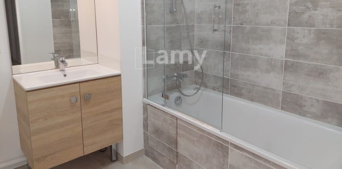Image 4 sur 10 - Appartement  ·  Location · Chenove (21300) · 3 pièces · 65m²