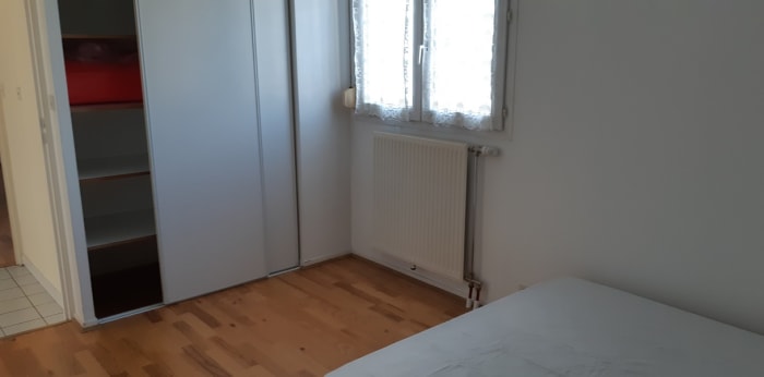 Image 9 sur 11 - Appartement  ·  Location · Besancon (25000) · 5 pièces · 104m²