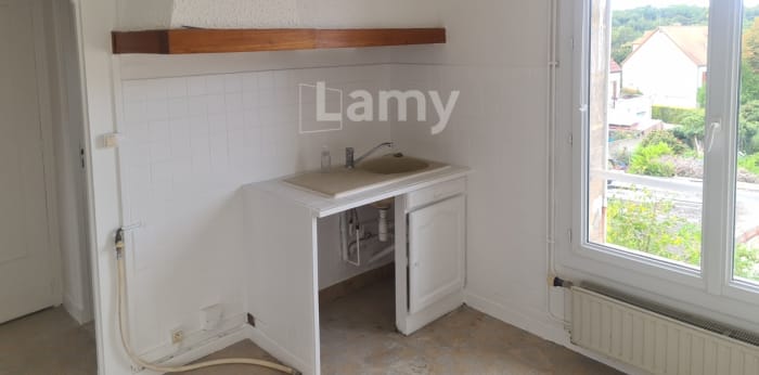 Image 2 sur 8 - Appartement  ·  Location · St Maximin (60740) · 5 pièces · 85m²