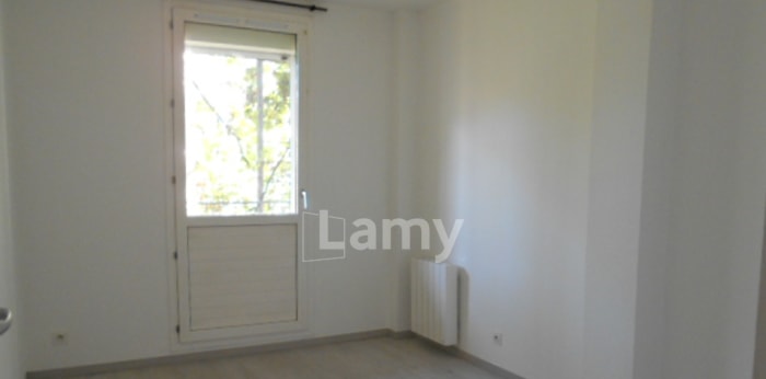 Image 5 sur 12 - Appartement  ·  Location · Montargis (45200) · 2 pièces · 36m²