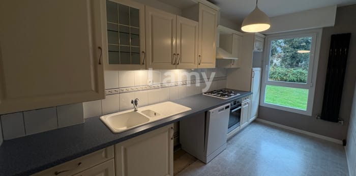 Image 1 sur 11 - Appartement  ·  Location · Rennes (35700) · 4 pièces · 76m²