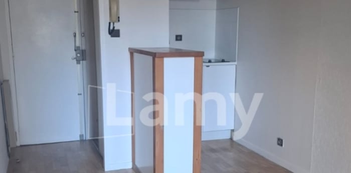 Image 3 sur 7 - Appartement  ·  Location · Bordeaux (33000) · 1 pièce · 30m²