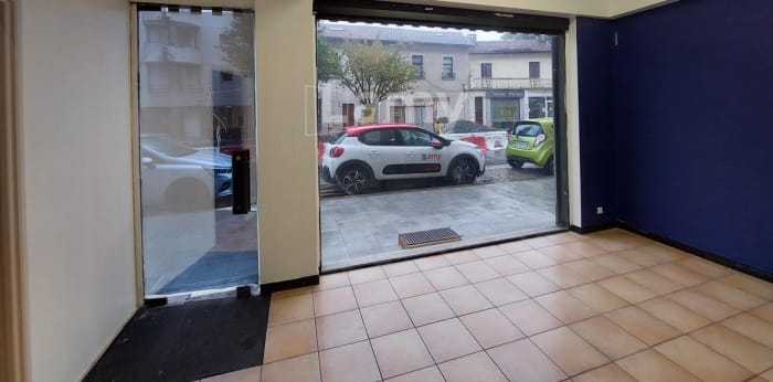 Image 5 sur 7 - Bureaux  ·  Location · Grenoble (38100) · 47m²