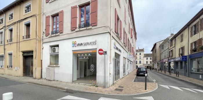 Image 7 sur 8 - Local  ·  Location · Villefranche Sur Saone (69400) · 59m²