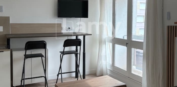 Image 2 sur 10 - Appartement  ·  Location · Clermont Ferrand (63100) · 31m²