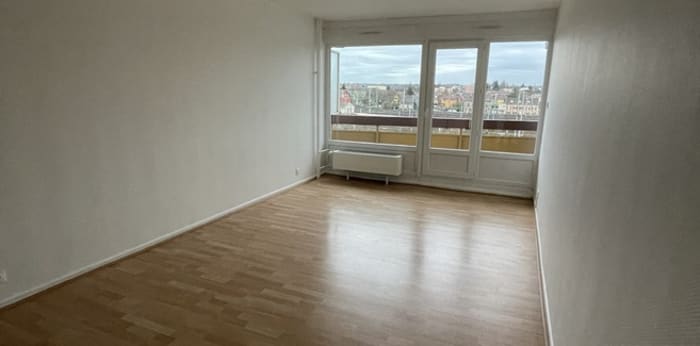 Image 1 sur 5 - Appartement  ·  Location · Belfort (90000) · 1 pièce · 30m²