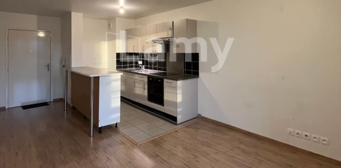 Image 1 sur 8 - Appartement  ·  Location · Boissy St Leger (94470) · 3 pièces · 55m²