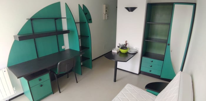 Image 2 sur 8 - Appartement  ·  Location · Poitiers (86000) · 1 pièce · 16m²