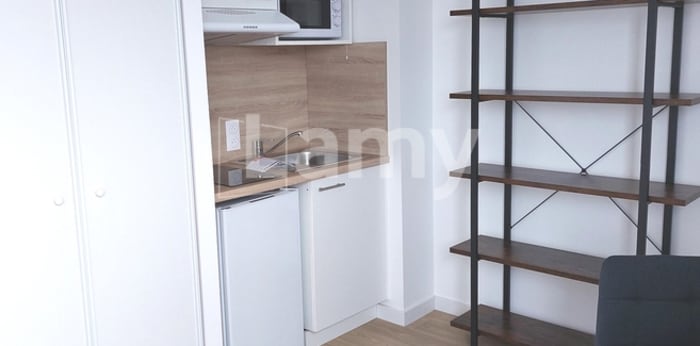 Image 1 sur 8 - Appartement  ·  Location · Orleans (45100) · 1 pièce · 19m²