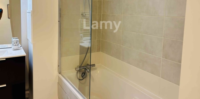 Image 6 sur 13 - Appartement  ·  Location · St Germain En Laye (78100) · 3 pièces · 74m²