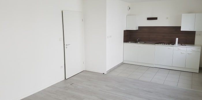 Image 3 sur 9 - Appartement  ·  Location · Valenciennes (59300) · 2 pièces · 48m²