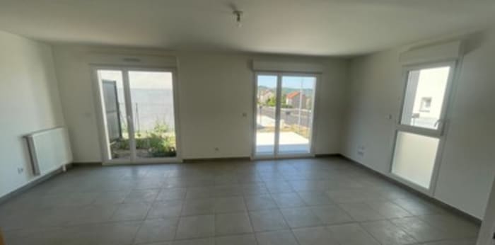 Image 5 sur 11 - Maison/villa  ·  Location · Grand Couronne (76530) · 4 pièces · 86m²