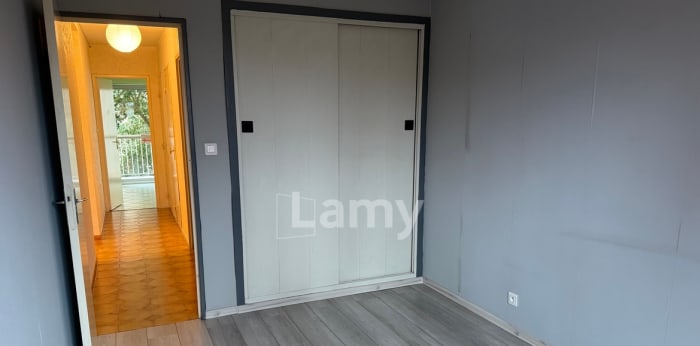 Image 13 sur 17 - Appartement  ·  Location · Salon De Provence (13300) · 3 pièces · 68m²