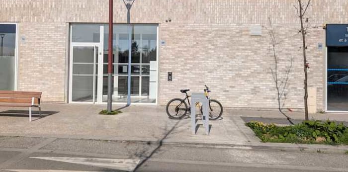 Image 1 sur 2 - Parking/box  ·  Location · Amiens (80000) · 10m²