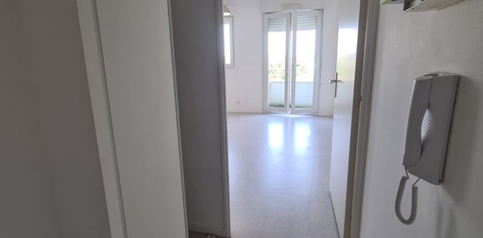 Image 6 sur 6 - Appartement  ·  Location · Joue Les Tours (37300) · 1 pièce · 22m²