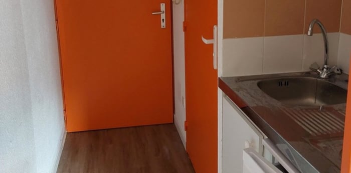 Image 5 sur 8 - Appartement  ·  Location · Nimes (30000) · 1 pièce · 18m²