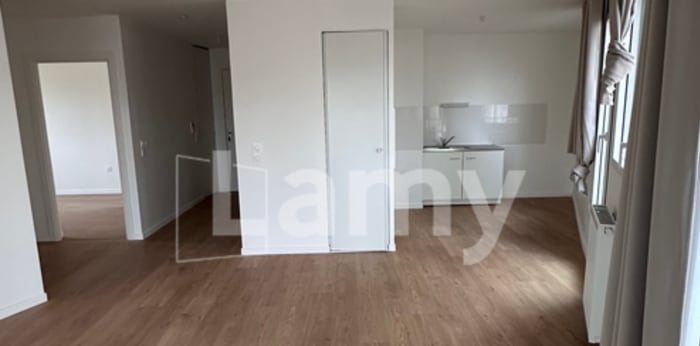 Image 3 sur 8 - Appartement  ·  Location · Bordeaux (33800) · 3 pièces · 72m²