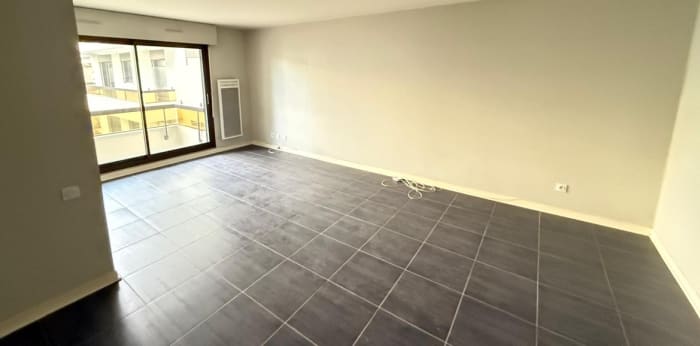 Image 2 sur 7 - Appartement  ·  Location · Bordeaux (33200) · 3 pièces · 65m²