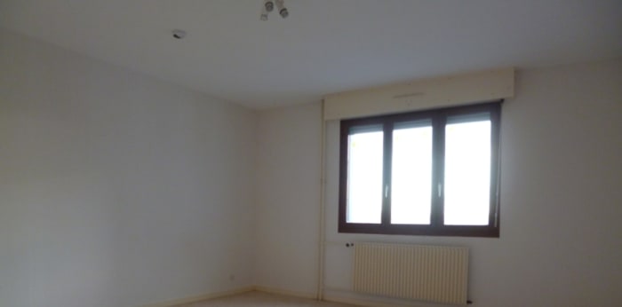 Image 4 sur 5 - Appartement  ·  Location · Besancon (25000) · 1 pièce · 34m²