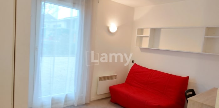 Image 2 sur 8 - Appartement  ·  Location · Bussy St Georges (77600) · 19m²