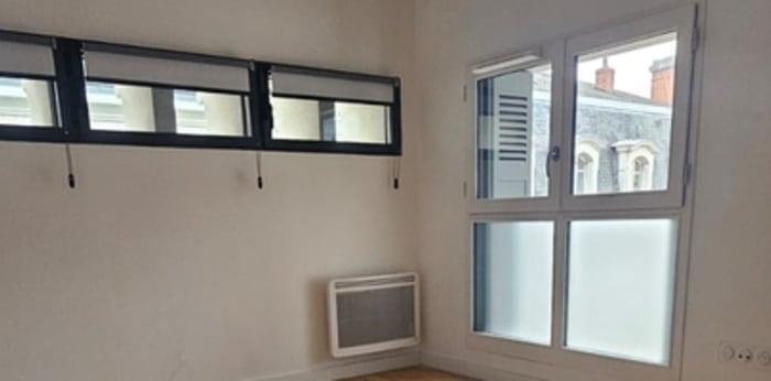 Image 6 sur 8 - Appartement  ·  Location · Tours (37000) · 2 pièces · 42m²