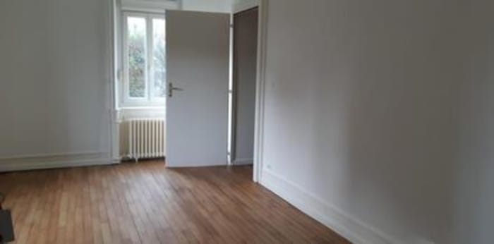 Image 2 sur 4 - Bureaux  ·  Location · Montbeliard (25200) · 2 pièces · 40m²