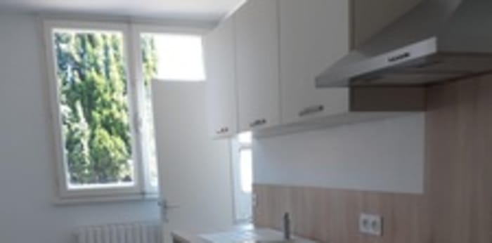 Image 1 sur 7 - Appartement  ·  Location · Orange (84100) · 3 pièces · 59m²