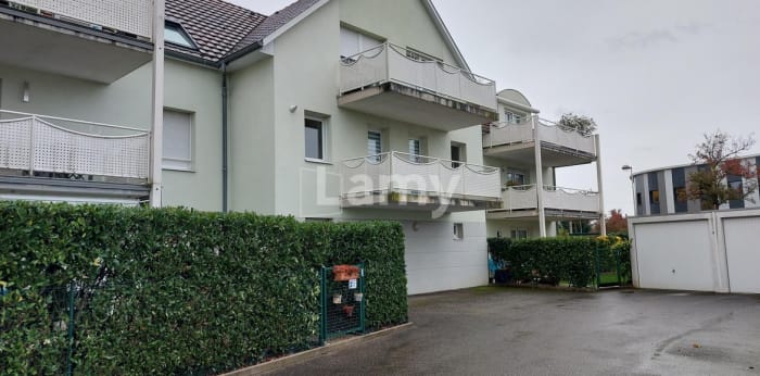 Image 1 sur 11 - Appartement  ·  Location · Colmar (68000) · 3 pièces · 65m²