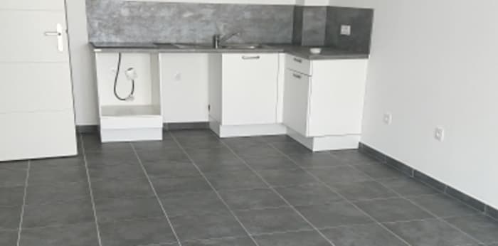 Image 3 sur 8 - Appartement  ·  Location · Puget Sur Argens (83480) · 3 pièces · 58m²