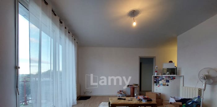 Image 1 sur 10 - Appartement  ·  Location · Limoges (87000) · 2 pièces · 48m²