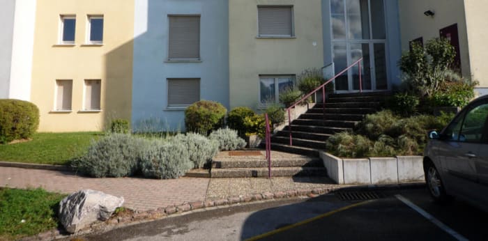 Image 4 sur 6 - Appartement  ·  Location · Brunstatt Didenheim (68350) · 1 pièce · 18m²