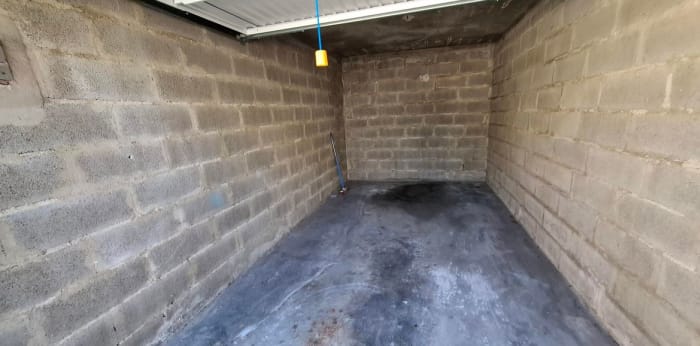 Image 4 sur 5 - Parking/box  ·  Location · Marseille (13008) · 13m²