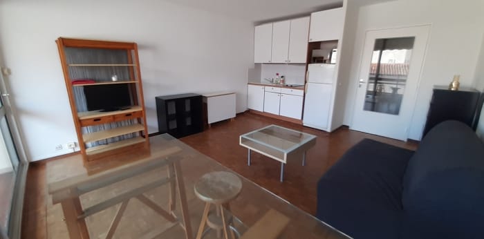 Image 3 sur 11 - Appartement  ·  Location · Marseille (13005) · 1 pièce · 28m²