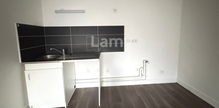 Image 3 sur 10 - Appartement  ·  Location · Notre Dame De Bondeville (76960) · 2 pièces · 45m²