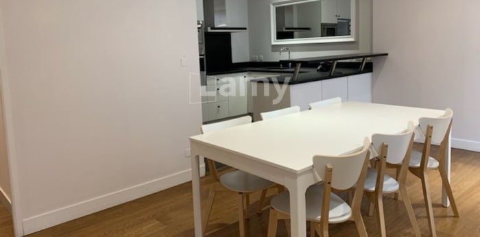 Image 4 sur 9 - Appartement  ·  Location · Bordeaux (33000) · 5 pièces · 118m²