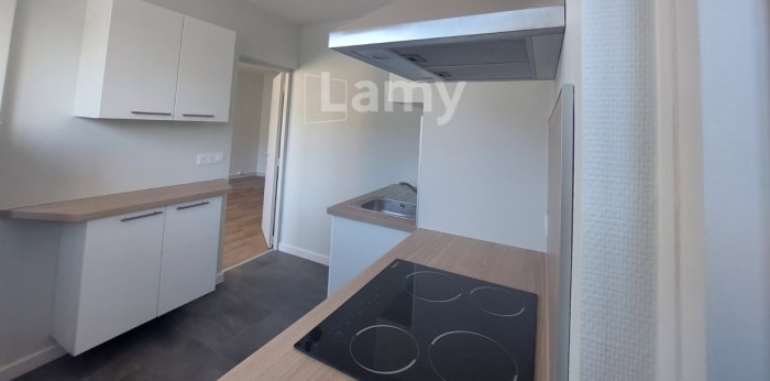 Image 3 sur 8 - Appartement  ·  Location · Besancon (25000) · 4 pièces · 65m²