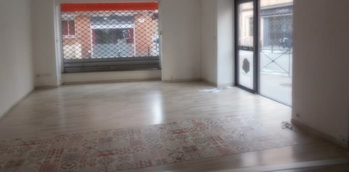 Image 8 sur 9 - Local  ·  Location · Toulouse (31000) · 70m²