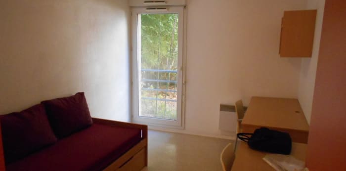 Image 6 sur 8 - Appartement  ·  Location · Nimes (30000) · 1 pièce · 18m²