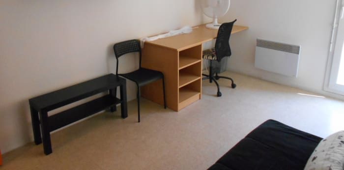 Image 4 sur 6 - Appartement  ·  Location · Nimes (30000) · 1 pièce · 18m²