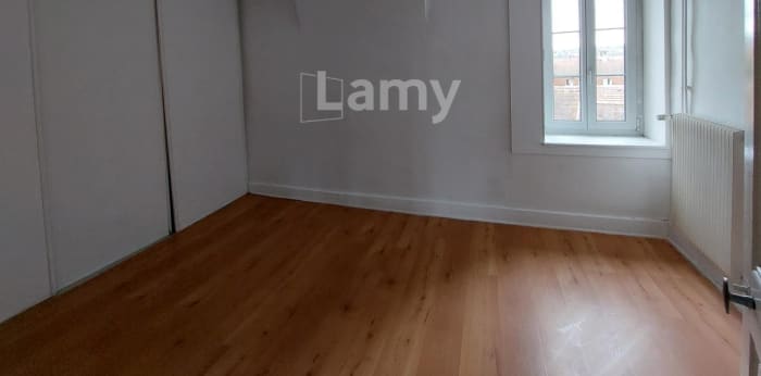 Image 9 sur 11 - Appartement  ·  Location · Besancon (25000) · 3 pièces · 70m²